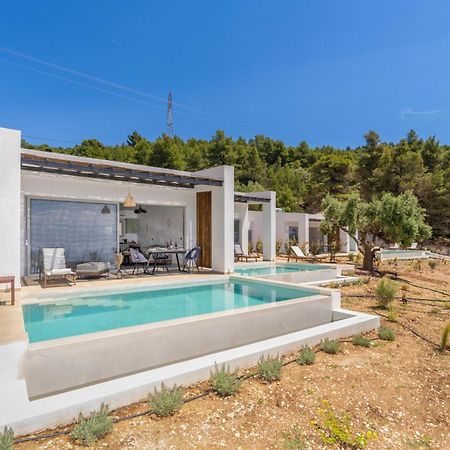 Mellamare Luxury Suites Athánion Exterior foto