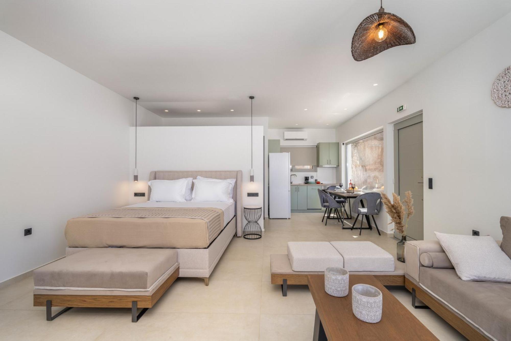 Mellamare Luxury Suites Athánion Exterior foto