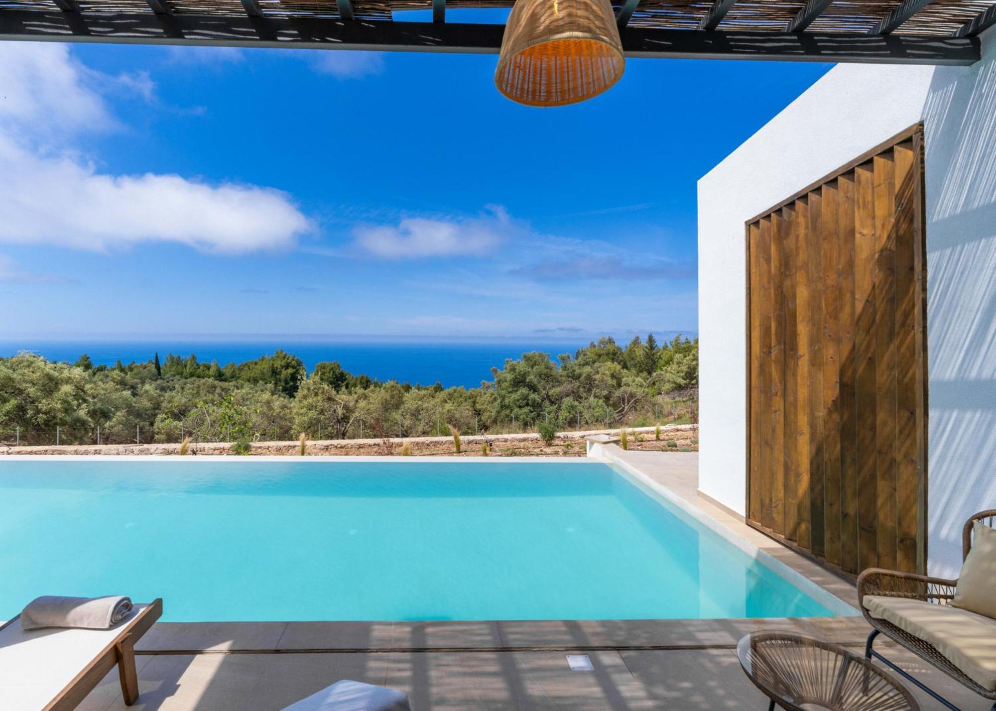 Mellamare Luxury Suites Athánion Exterior foto