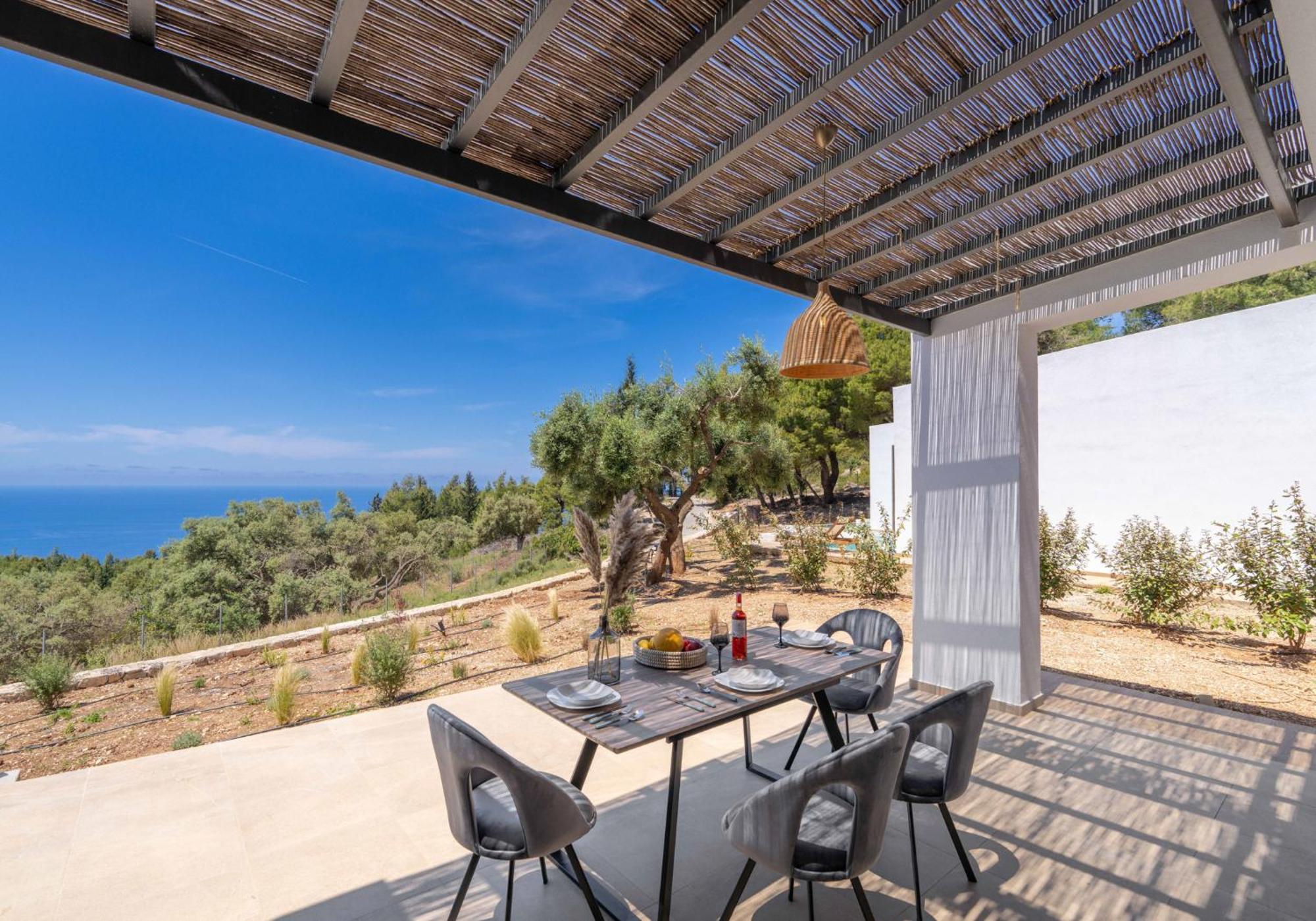Mellamare Luxury Suites Athánion Exterior foto